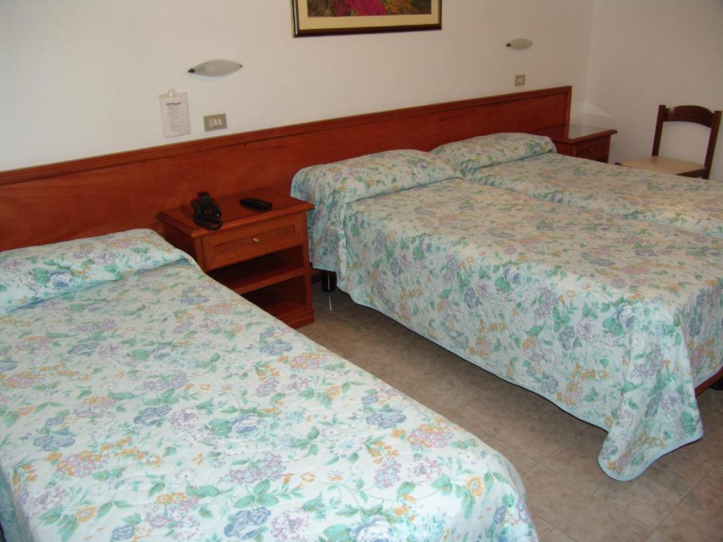 Hotel Massarelli Chianciano Terme Habitación foto